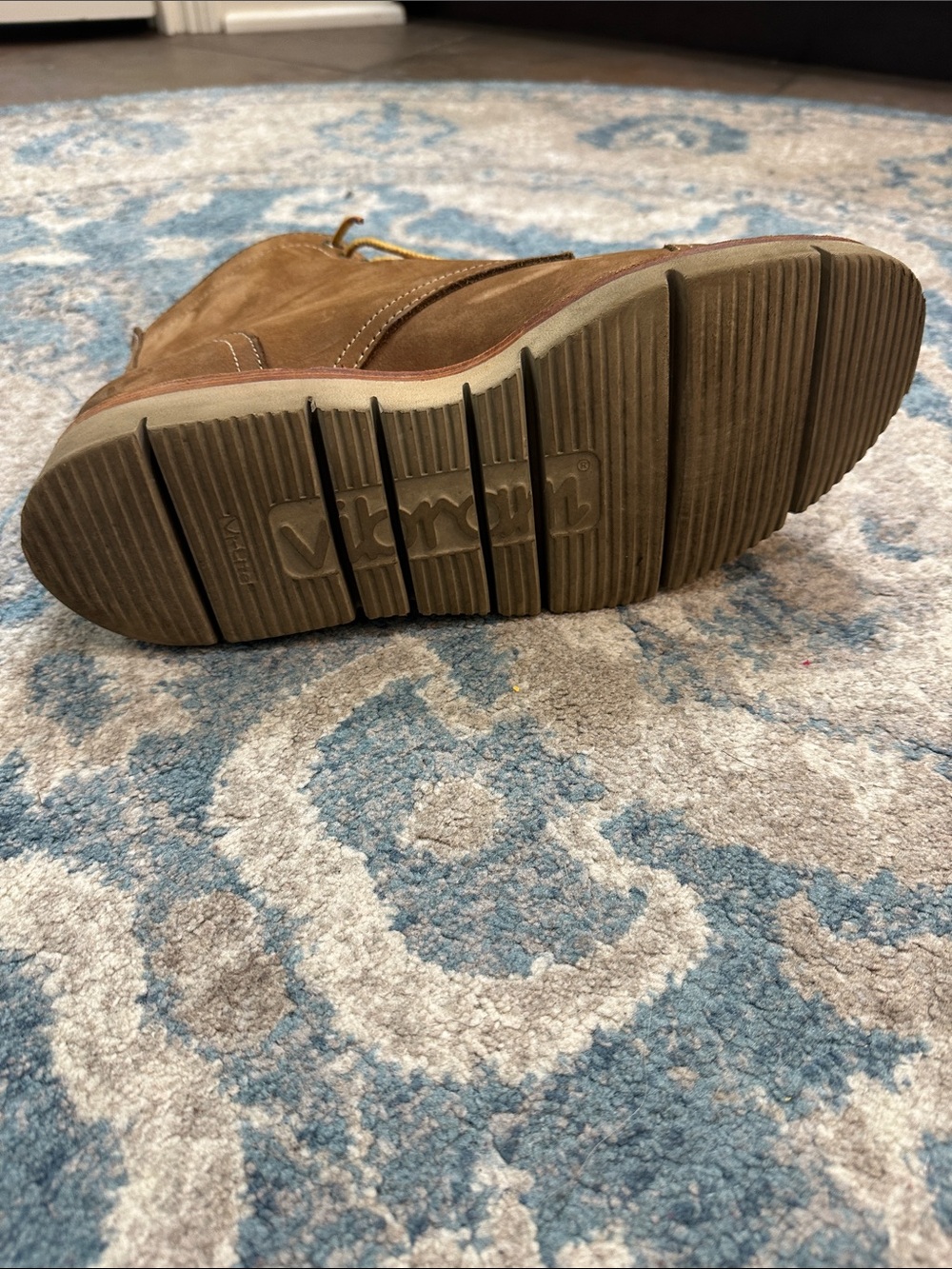 Allen Edmonds Park City Tan Suede Lace-Up Boots - Picture 5 of 13